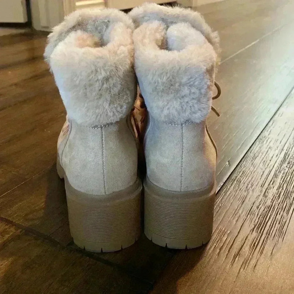Betsy Faux Fur Boots - A New Day Tan size 6 - Picture 3 of 6
